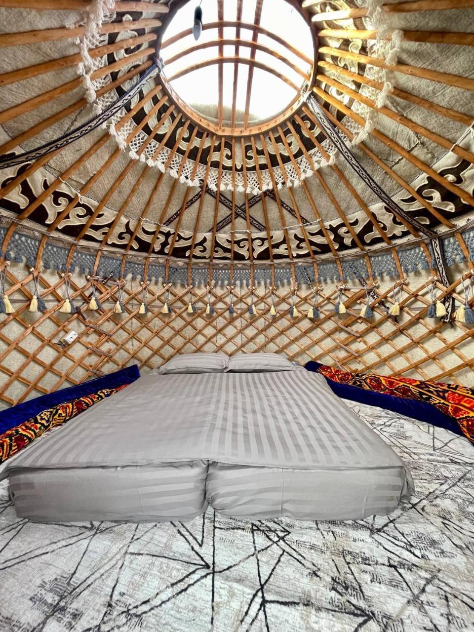 Bed and Breakfast Agat Yurt Camp Каджи-Сай Экстерьер фото