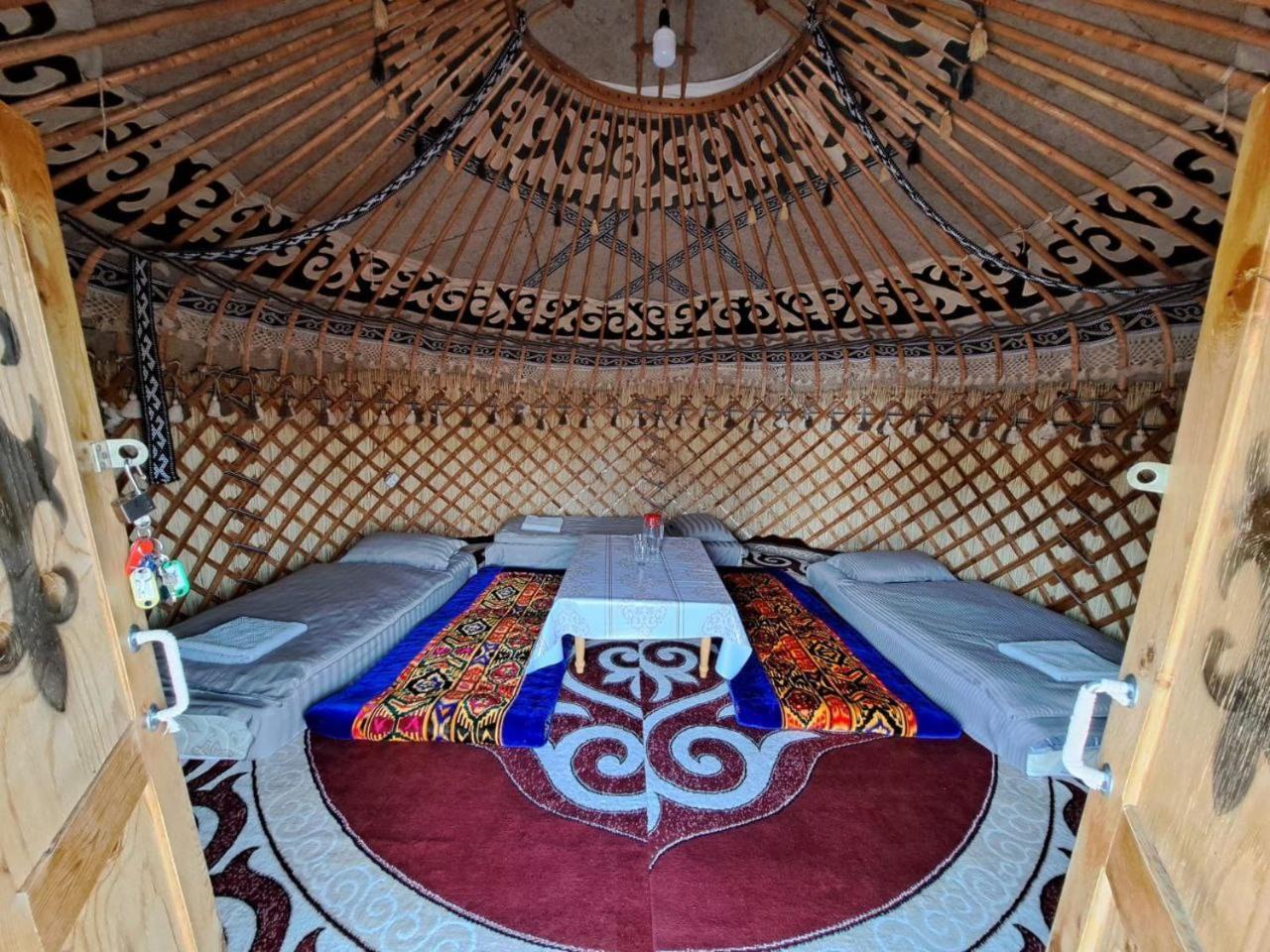 Bed and Breakfast Agat Yurt Camp Каджи-Сай Экстерьер фото