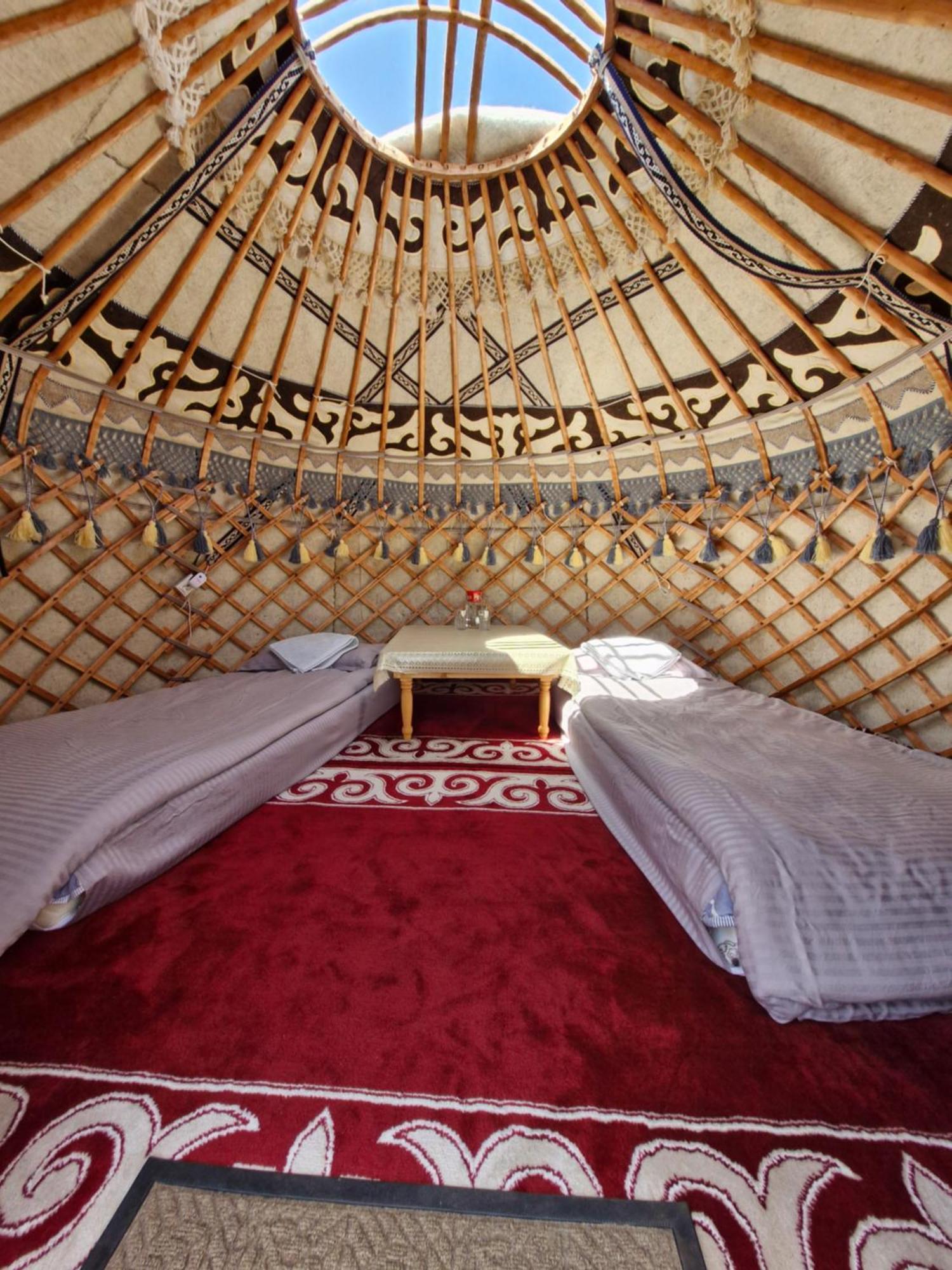 Bed and Breakfast Agat Yurt Camp Каджи-Сай Экстерьер фото
